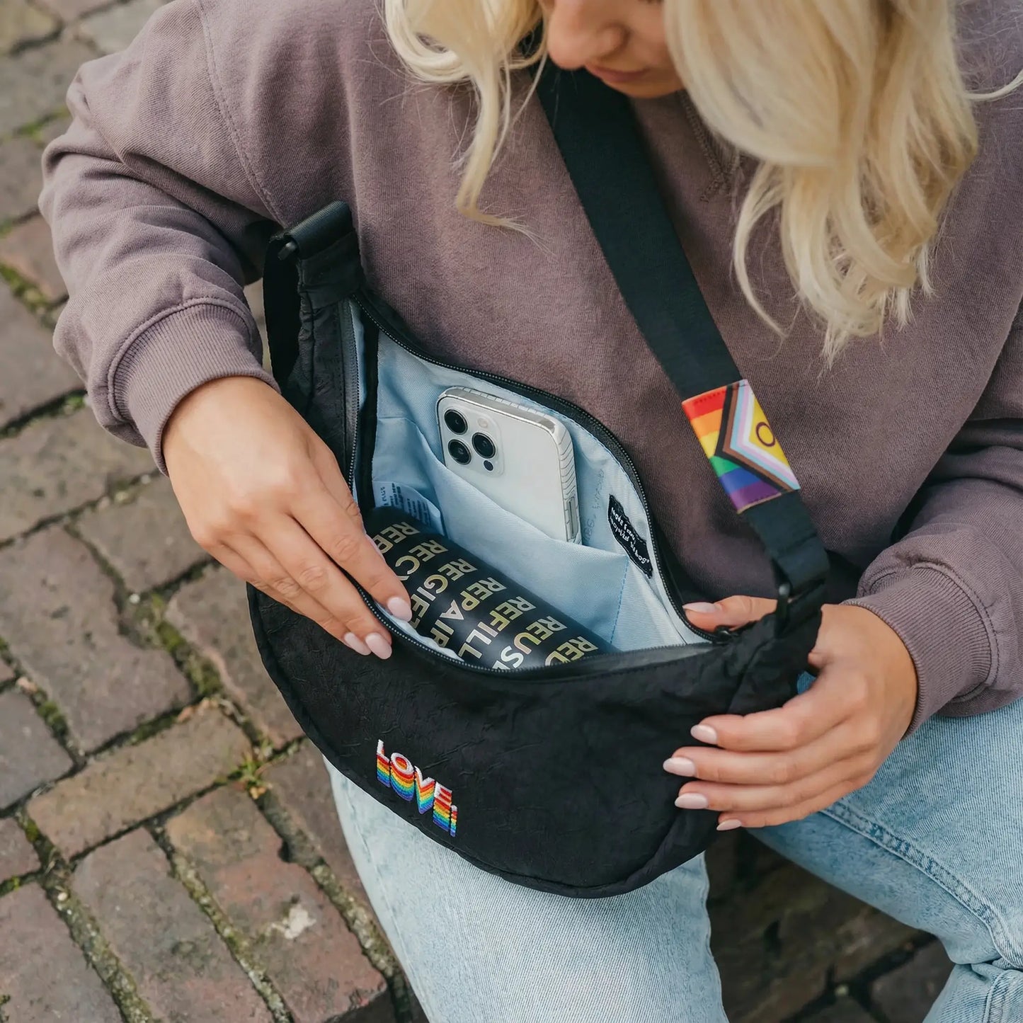 Pride Moonbaq Mini